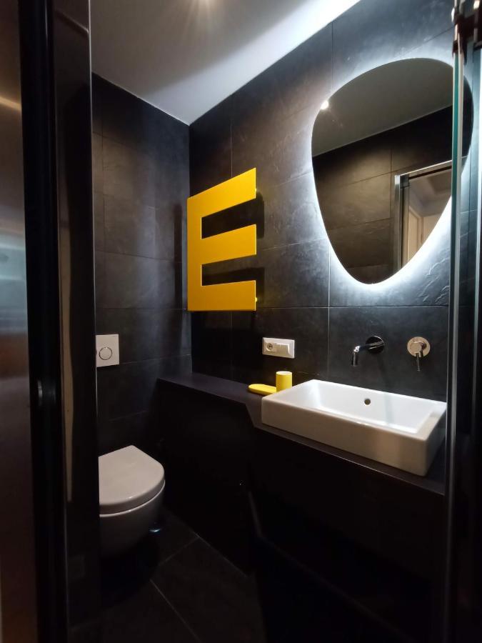 Tolli Colosseo Apartment Roma Ngoại thất bức ảnh