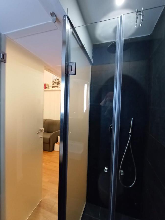 Tolli Colosseo Apartment Roma Ngoại thất bức ảnh