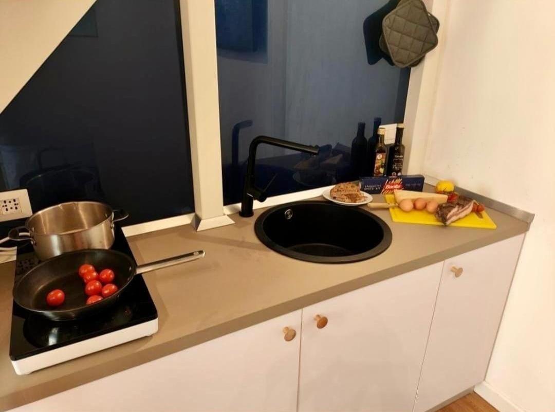 Tolli Colosseo Apartment Roma Ngoại thất bức ảnh